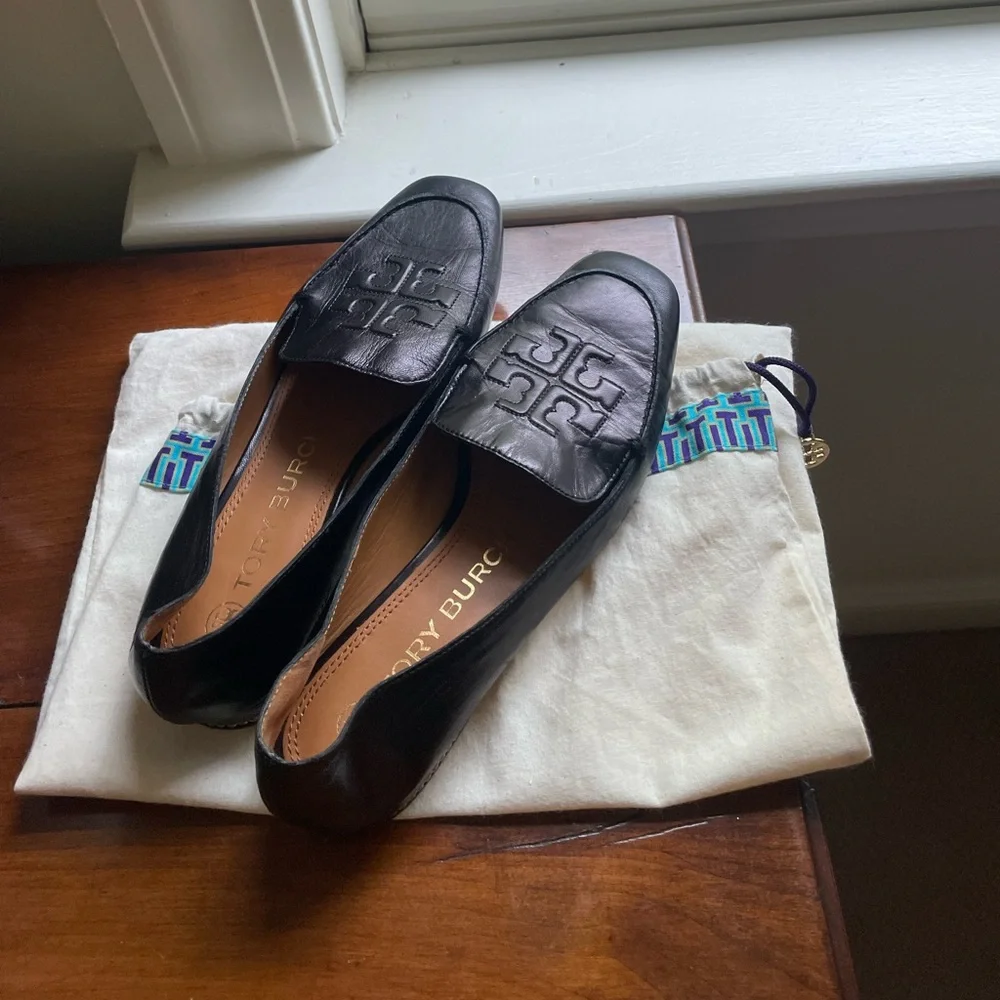Tory Burch leather loafers size 7.5 - Picture 2 of 5